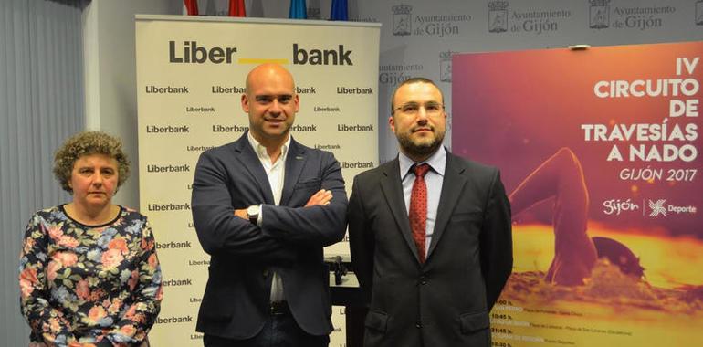 El Circuito de Travesías a Nado Gijón regresa con mejoras