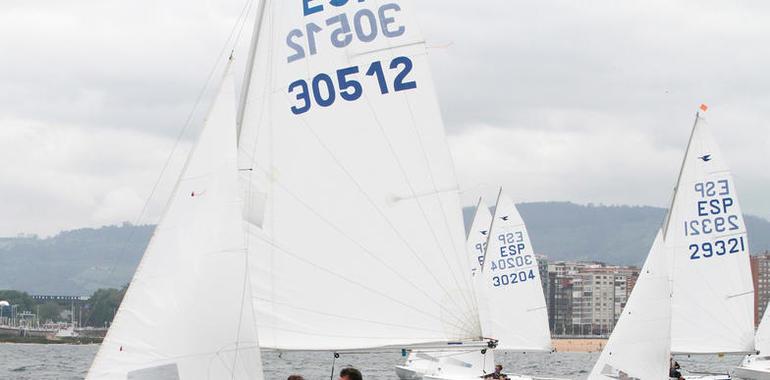 El IV Trofeo de San Pedro de Vela Ligera, este fin de semana en Gijón