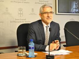 Llamazares pide a diputados de IU en el Congreso no firmar contra la Ley de Montes