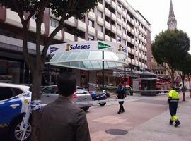 Encuentran el cadáver de un vecino con signos de violencia en el edificio de Salesas