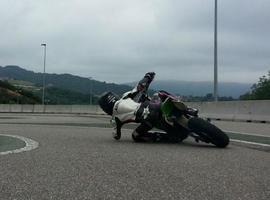 Adri#77 defiende puesto en el podium en cuarta carrera