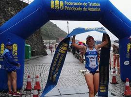 104 luchadores en el Acuatlón de San Juan de la Arena