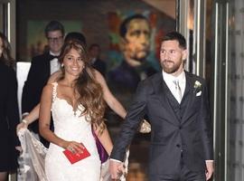 Rosa Clará diseñó el vestido de novia de Antonela Roccuzzo 