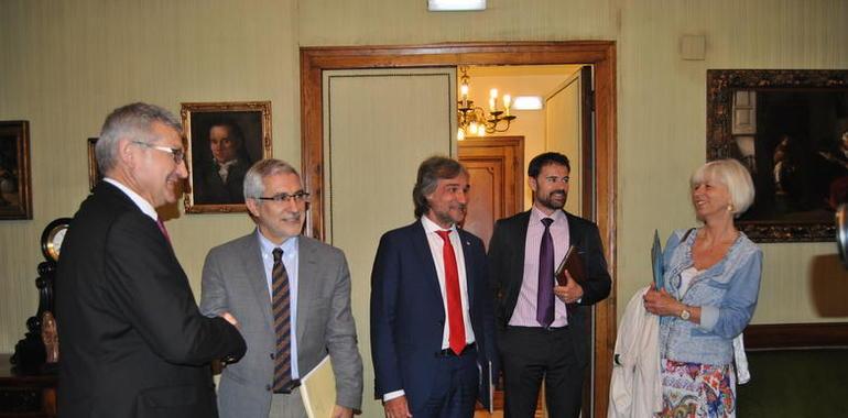 Llamazares reclama al presidente del Principado el contrato programa con #UniOvi
