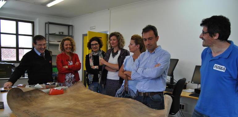 Zapico (IU) pide a las administraciones colaborar con Fusba y establecer cláusulas sociales en su contratación
