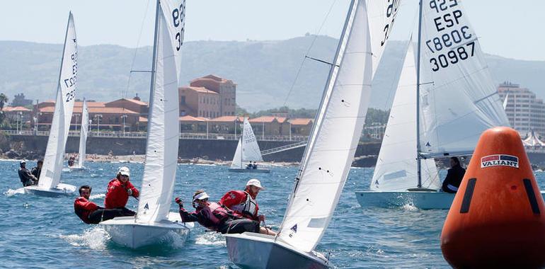 Todo listo para el XVIII Memorial Carlos del Castillo en aguas de Gijón