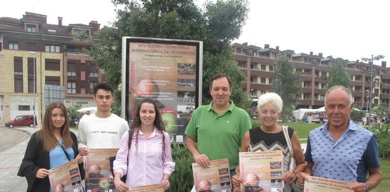 El Festival Folclórico Internacional de Villaviciosa cumple 25 años
