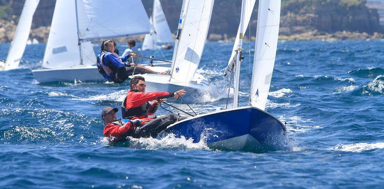 Dos coruñeses se hacen con el XVIII Memorial Carlos de Castillo en Gijón