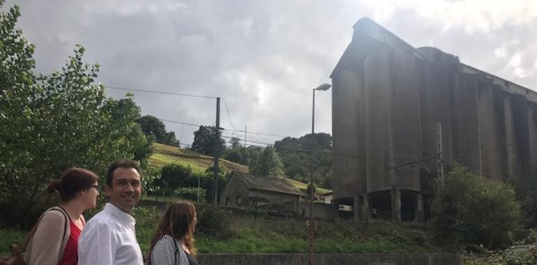 IU exige al Ayuntamiento de Laviana acciones para conservar las tolvas