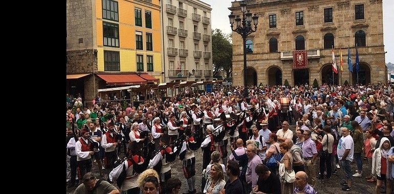 La Plaza Mayor de Xixón, epicentro popular de la capitalidad sidrera 