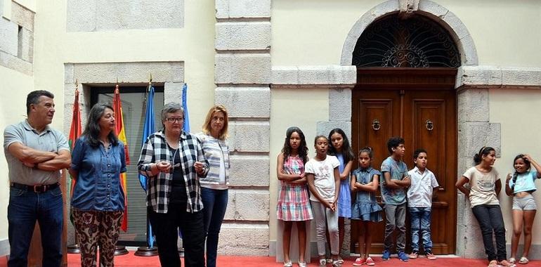 Los nenos saharuis, en Paz en Llanes