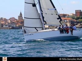 El Santiniebla-Lener se impone en la Regata Villa de Gijón de Cruceros 