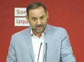 El PSOE muestra su apoyo al Gobierno en la defensa del Estado de Derecho