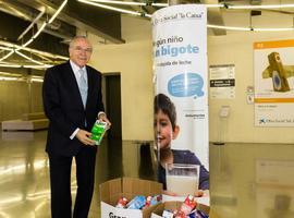 Obra Social ”la Caixa” y FESBAL recogen 4.435 litros de leche