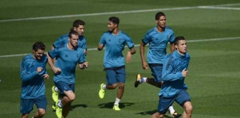 Real Madrid comienza a defender su corona ante el Apoel