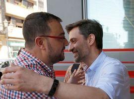 Acuerdo entre Barbón y Pérez para el reparto proporcional de delegados
