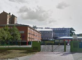 Las obras de la cubierta del colegio El Quirinal, en Avilés, no emiten plomo