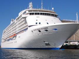 El Seven Seas Navigator llega mañana a Gijón