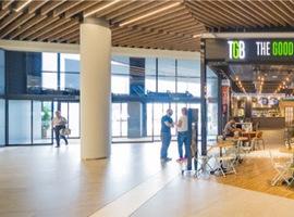 intu Asturias renueva su oferta de restauración con Subway 