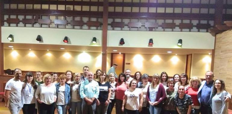 Cerca de 300 personas se dieron cita en Gijón, en la jornada de Ascege, de interrelación entre residencias