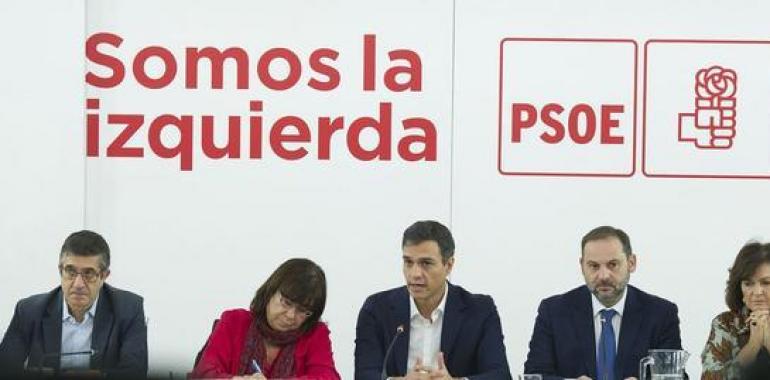 Pedro Sánchez acuerda con Rajoy abrir ya la reforma constitucional