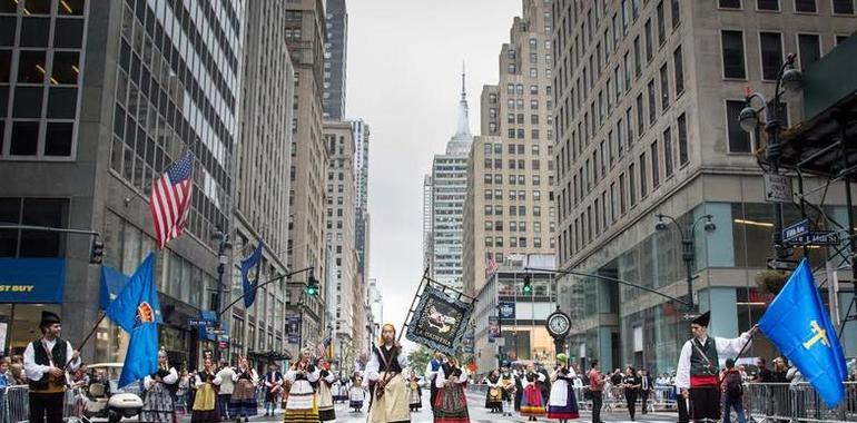 La Banda Gaites La Madreña de Llanera en la Hispanidad de Nueva York