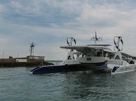 El primer buque del mundo movido por hidrógeno recala en Gijón