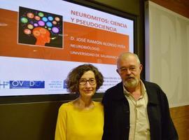 La Escuela de Salud de Oviedo amplía las terapias acuáticas a personas con patología psiquiátrica e ictus