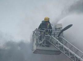 Extinguido un incendio en Grado, sin daños personales