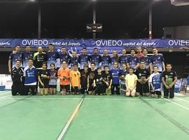 El bádminton Oviedo mantiene el liderazgo otra semana