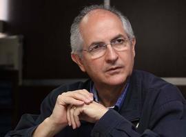 El exalcalde de Caracas, Antonio Ledezma, se refugia en Colombia