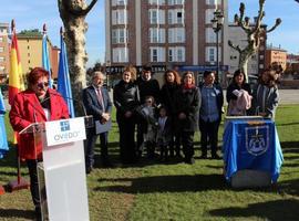 La plaza del Conceyín recuerda desde hoy a la líder vecinal Dolores Fernández Losas