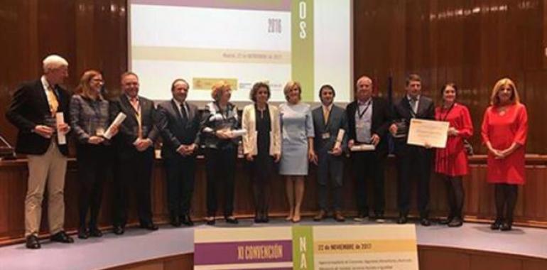 Premios NAOS a la Escuela de Salud de Tineo y a María Neira
