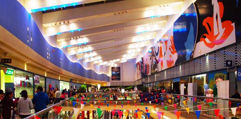 III Feria del Embarazo de ACTIMAMI en el CC Los Prados de Oviedo