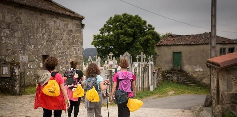 Peregrinan y reciclan más de 12.600 kg en el Camino de Santiago por Asturias
