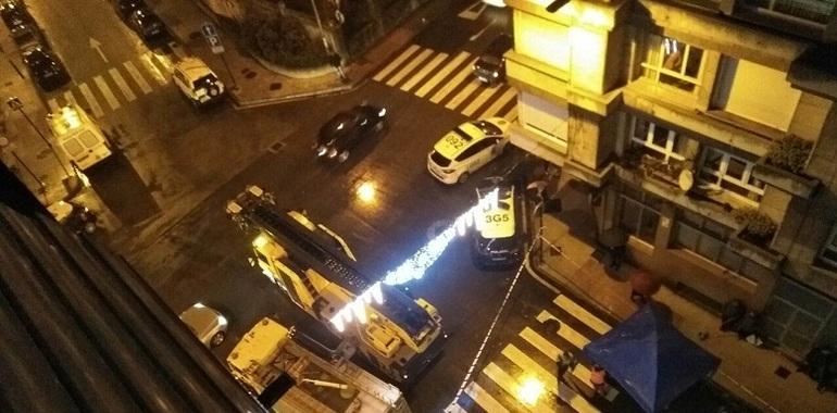 Intoxicada por humo una vecina de Siero al incendiarse su vivienda 