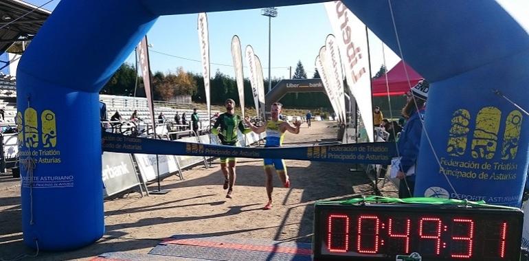 Lucia Vergara y Baltasar González ganan el Duatlón Navidad Lugones