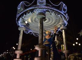 La magia de los Magos desafía la galerna