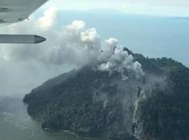 Alerta de tsunamis tras erupción volcánica en Papúa Nueva Guinea