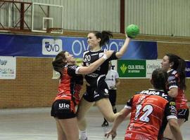 El Oviedo Balonmano Femenino cae ante el Cleba León en Vallobín 