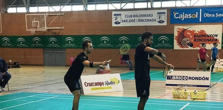 Bádminton Oviedo: Pinchazo en el Fernando Martín de Rinconada