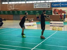 Bádminton Oviedo: Pinchazo en el Fernando Martín de Rinconada
