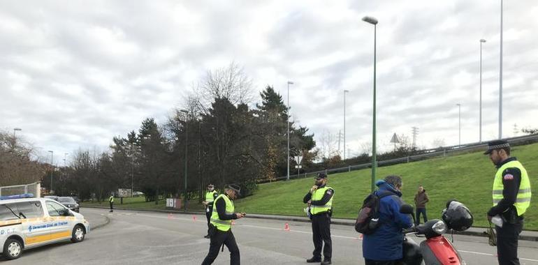 La Policía Local de Avilés inspeccionó 483 vehículos durante la última campaña de controles