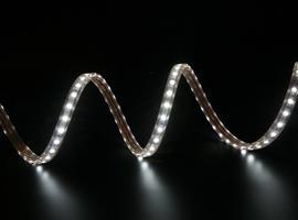 Ventajas de colocar plafones LED en el techo de la cocina y el baño