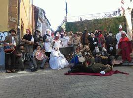 Los Mazcaritos tornen al Antroxu tradicional d’Uviéu