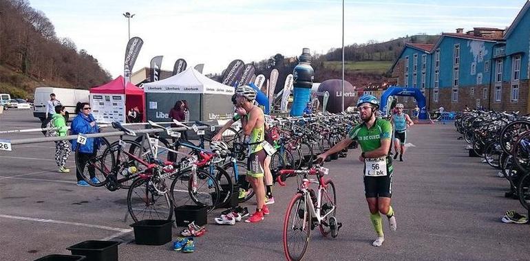 150 participantes en el primer Duatlón de Navia