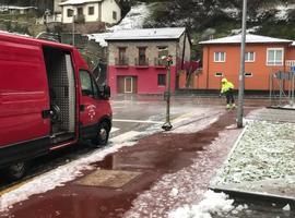 Dos puertos cerrados y 6 carreteras cortadas, balance de hoy en Asturias