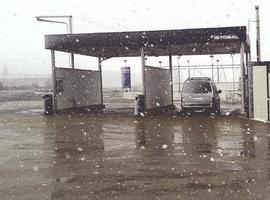 La sal de carretera puede provocar daños en la pintura, carrocería y llantas de coches