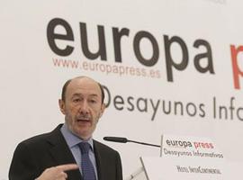 Rubalcaba advierte de que \"detrás de la privatización, se esconde la ruina de la sanidad pública\" 