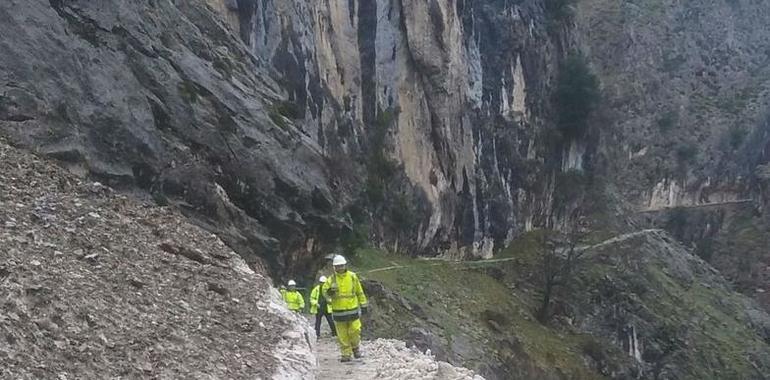 Reabierta la ruta del Cares tras dos enormes aludes